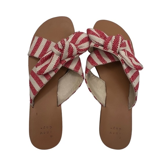 a new day Red Cream Striped Slip On Bow Sandals Size 8 1/2 Women’s - Picture 6 of 10